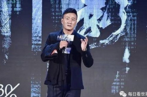 娱乐圈吃瓜真相揭秘：明星逆袭与背后故事