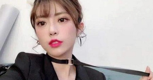 娱乐圈光鲜背后的暗流:明星甜蜜与潜规则的反差现象