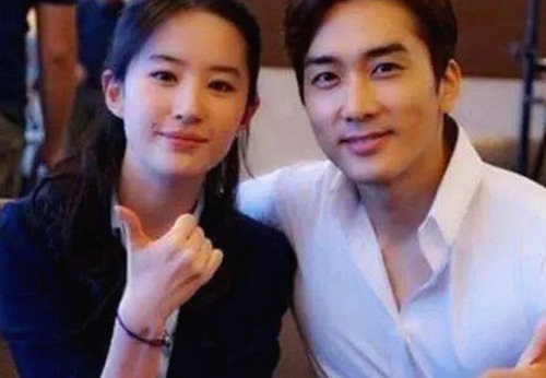 从吃瓜少女到娱乐圈新势力，晋江女孩的奇妙逆袭之路